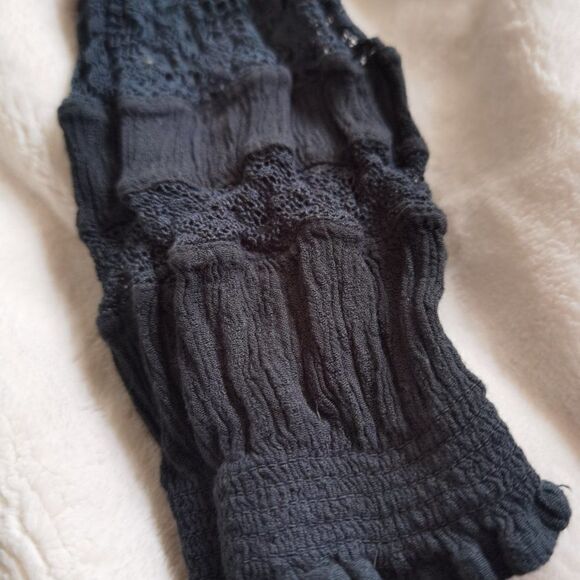 Cropped Lacey American Eagle Peasant Top With Romantic Details Hunter Green xs - Picture 3 of 6